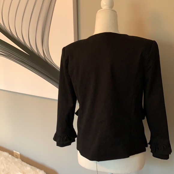 IMNYC Isaac Mizrahi Black 3/4 sleeve double ruffle jacket - Picture 6 of 6